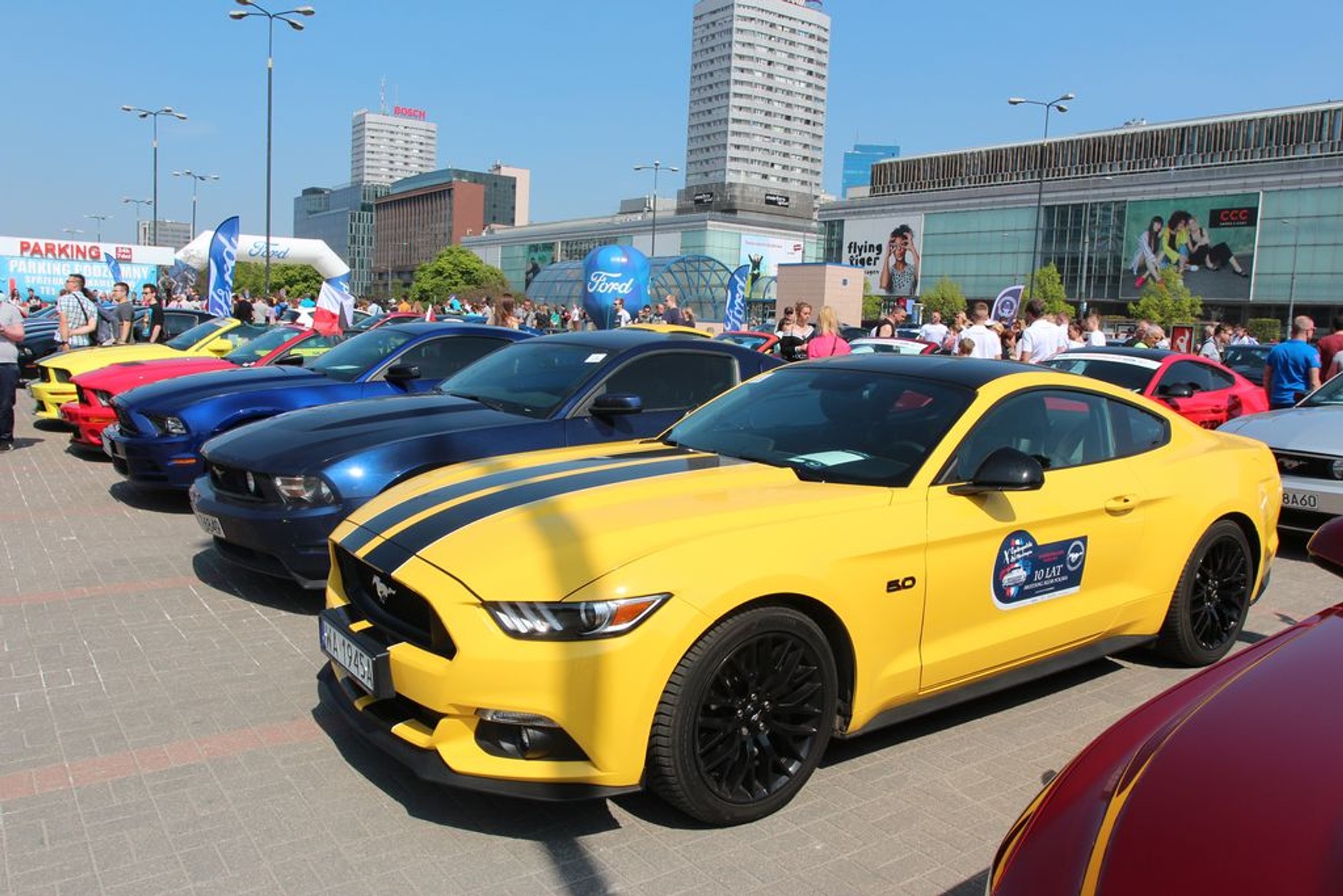 10. Zlot Fordów Mustangów w Warszawie