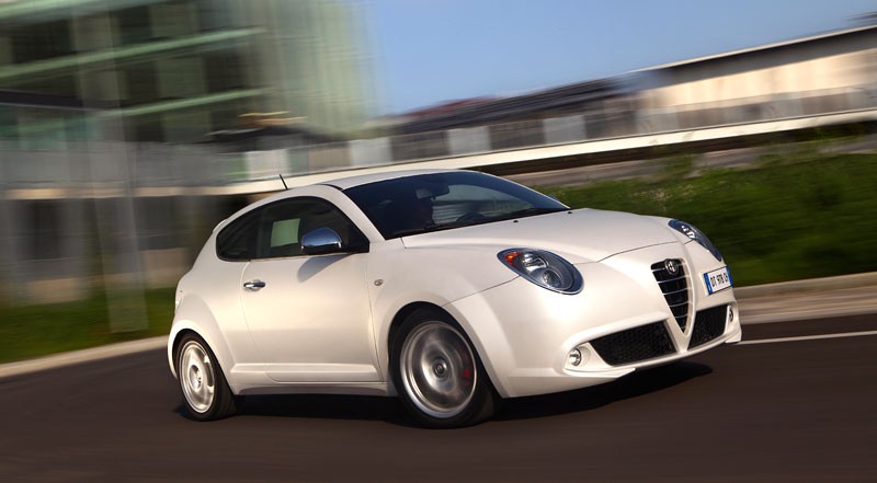 Alfa Romeo: kryzys trwa, a sprzedaż wzrasta
