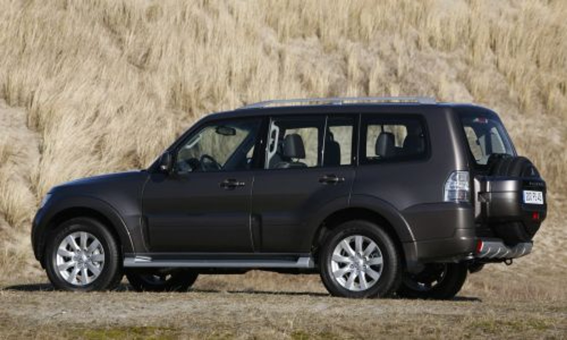 Mitsubishi Pajero - Specyfikacja 2010