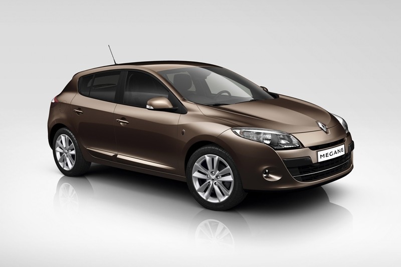 Renault Megane i Clio w hołdzie rugbistom