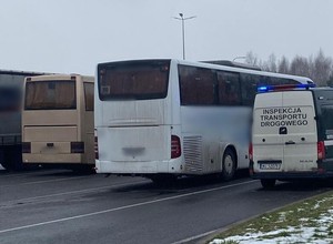 Autokar dzień wcześniej zaliczył badanie techniczne. "Krokodylki" nie wierzyły w to, co widzą