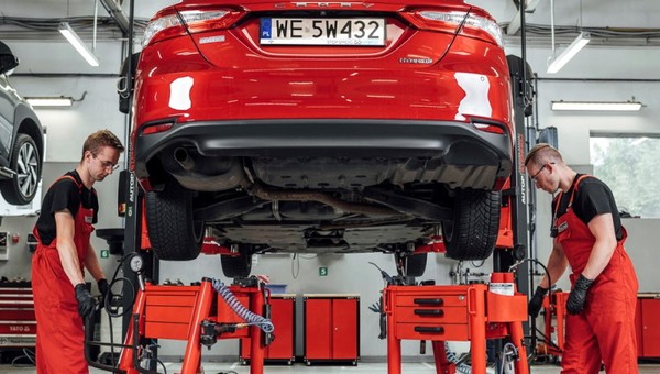 Toyota Express Service, czyli ekspresowy przegląd z zachowaniem najwyższej jakości