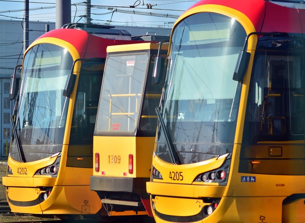 Tak wygląda myjnia tramwajowa. Nie myje się tylko dachu [WIDEO]