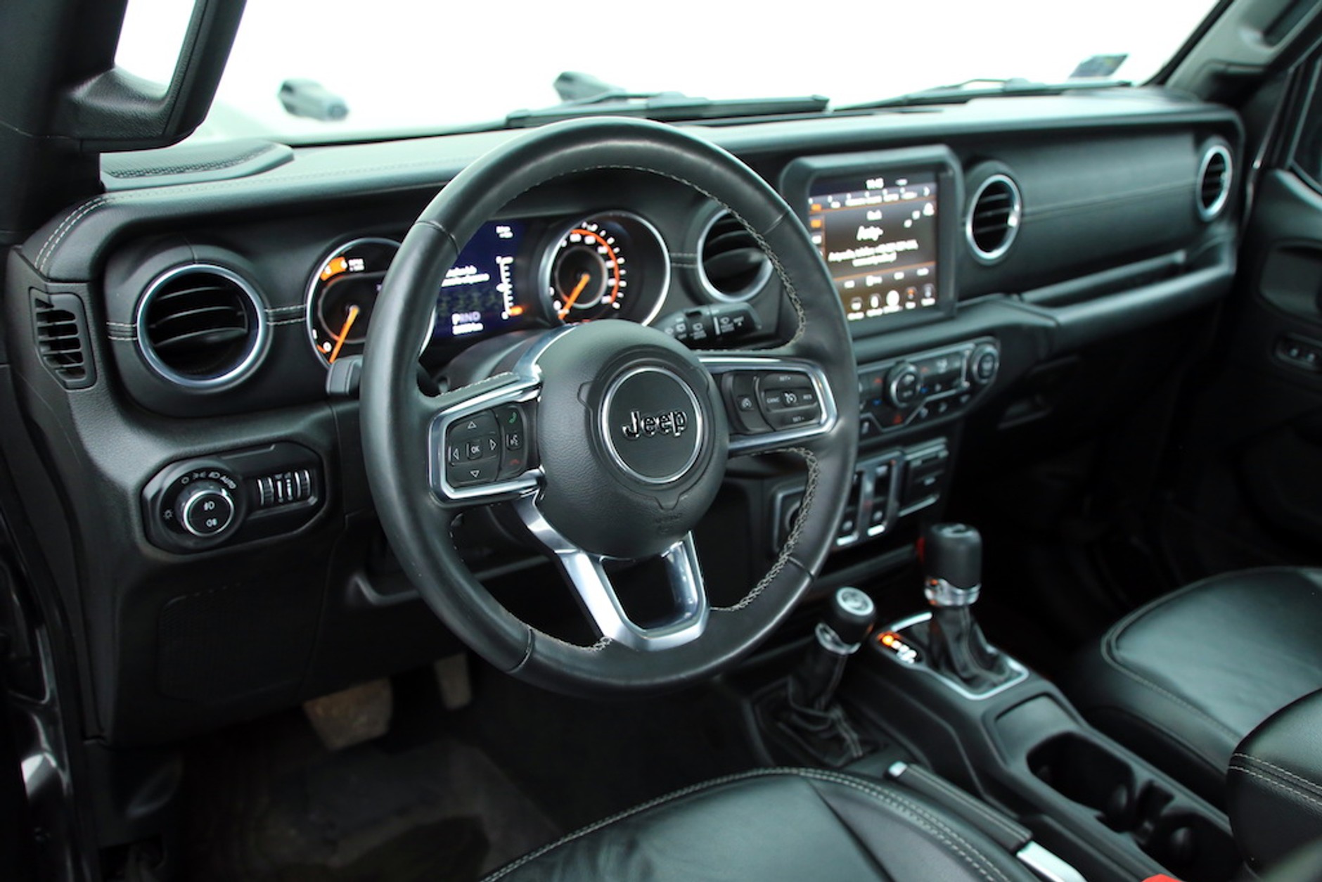 Jeep Wrangler Sahara – nie tylko na pustynię