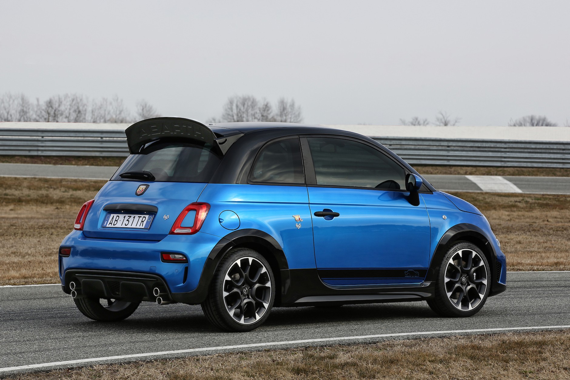 Abarth 695 Tributo 131