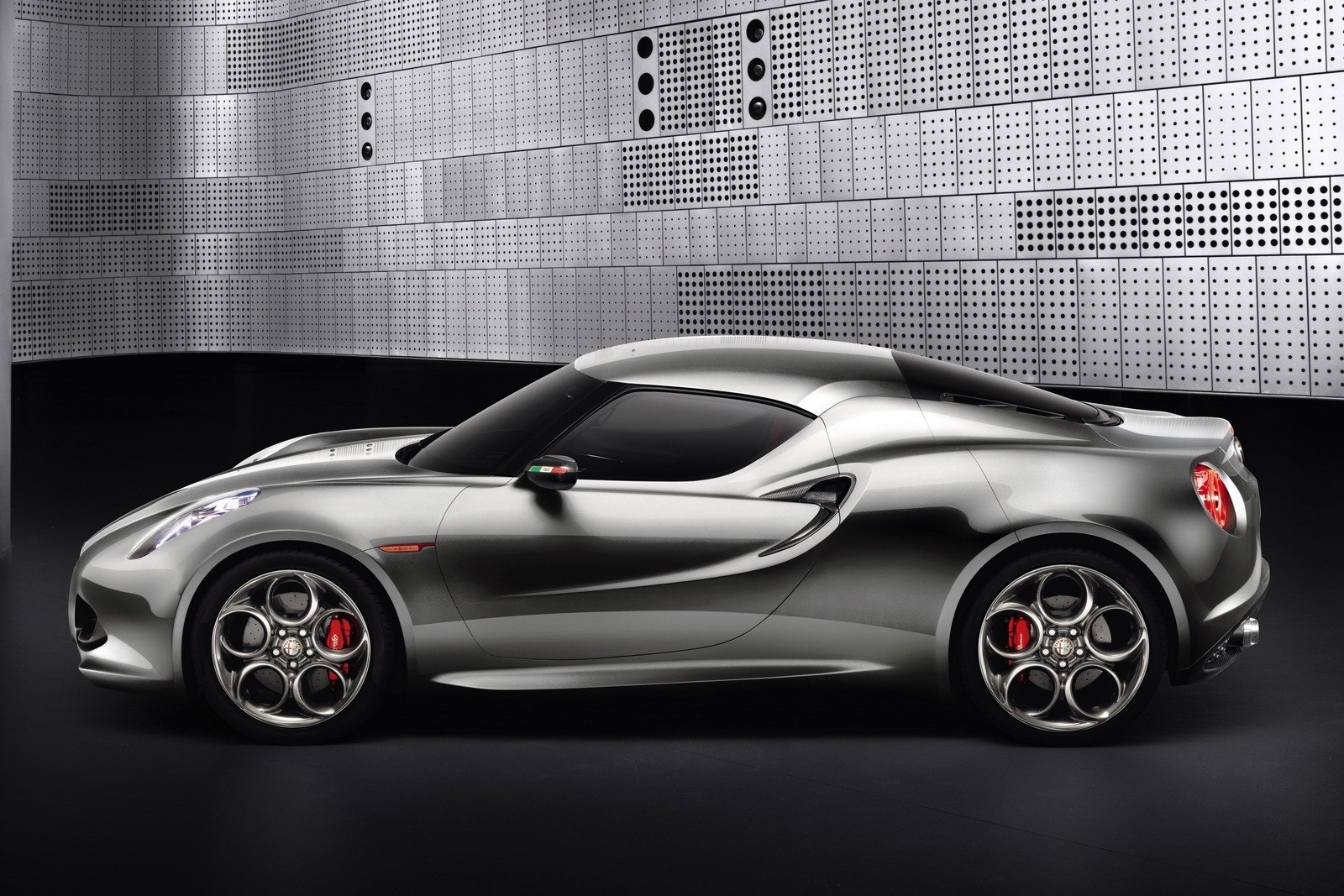 Alfa Romeo 4C to broń Sergio Marcionne