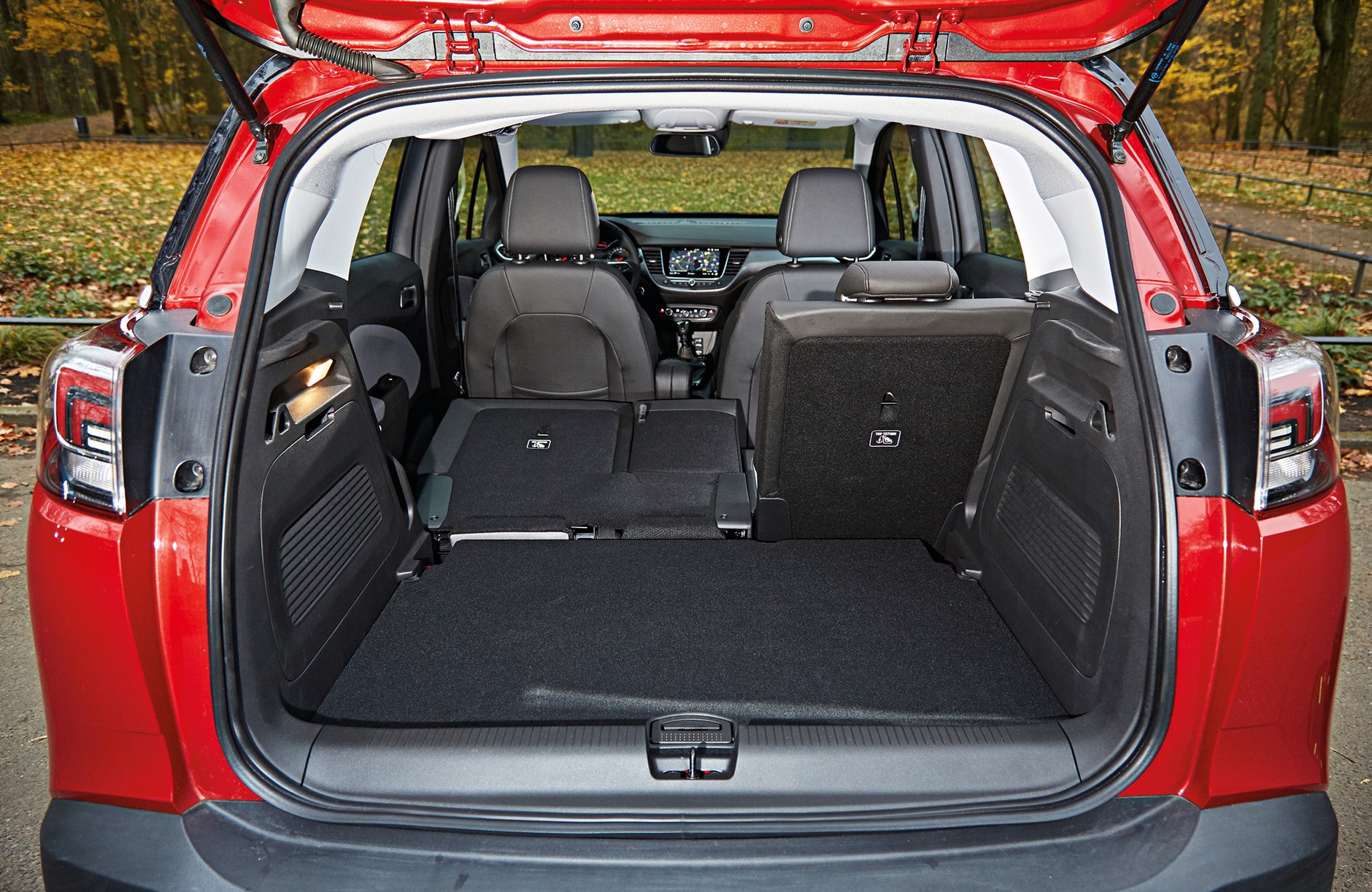 Porównanie par SUV-ów od Opla, Kii, Suzuki, Mini i BMW