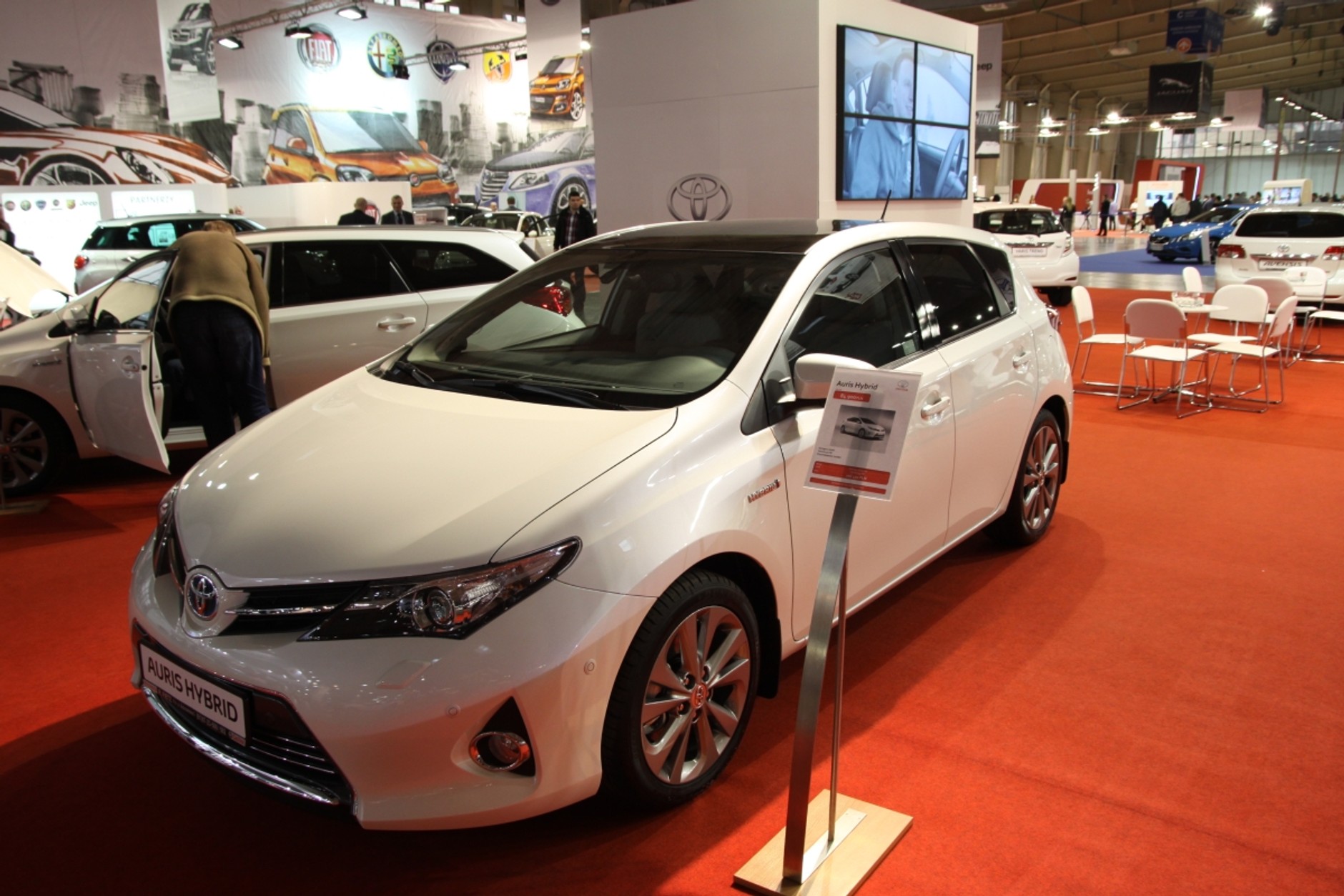 Toyota Auris Hybrid (Motor Show 2013)