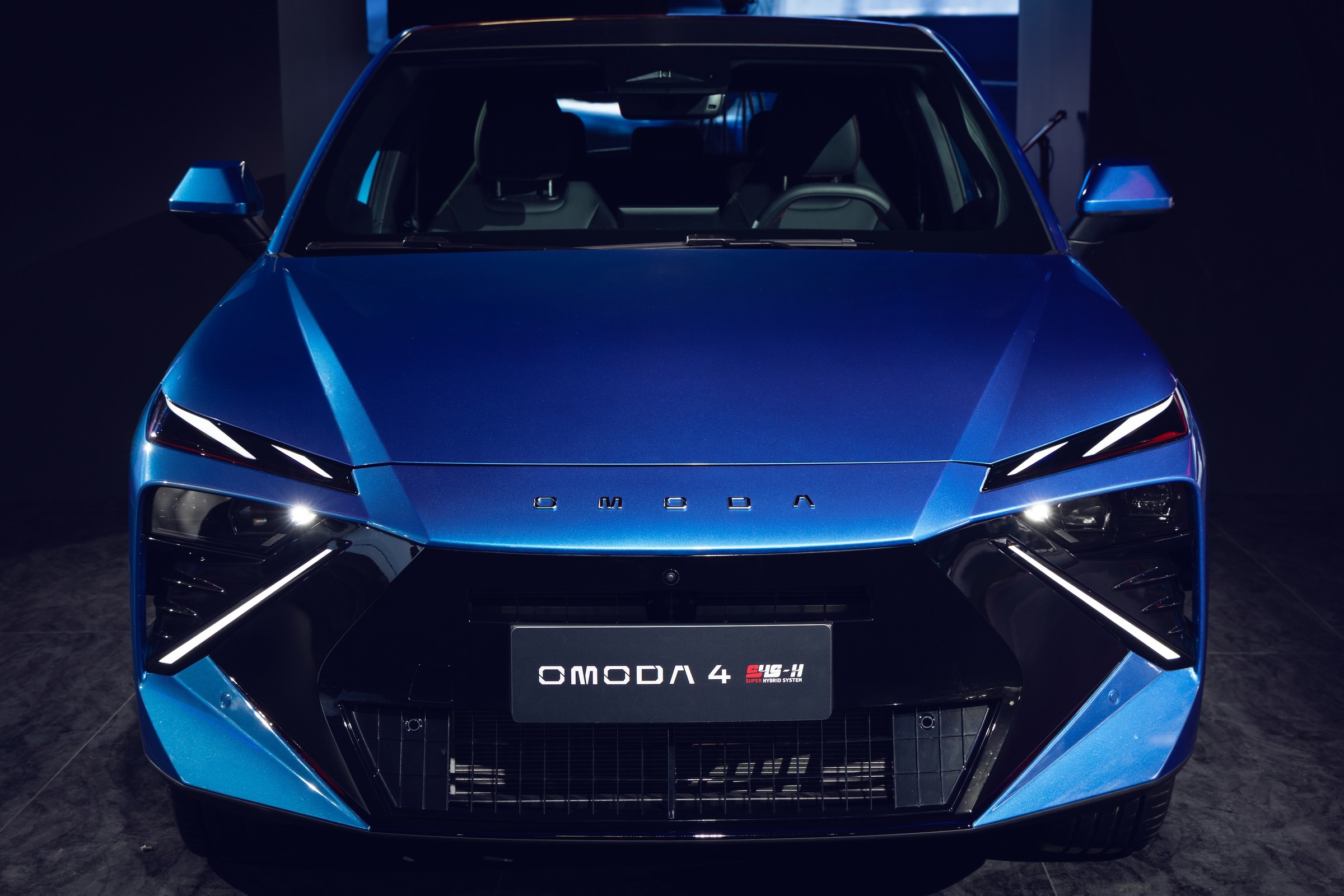 Omoda 4 dotarła do Europy. Ten crossover z Chin może namieszać na rynku