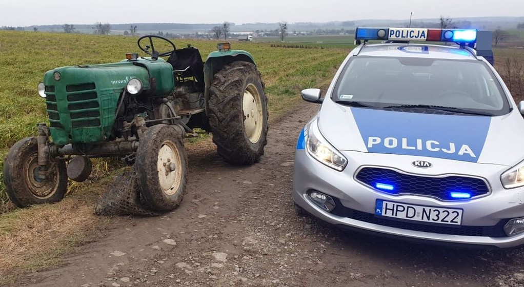 Rolnik był pijany więc ciągnik jeździł bez niego