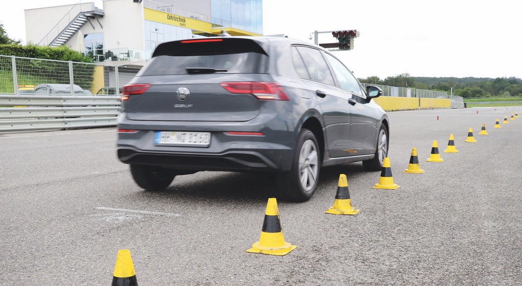 Test opon całorocznych w rozmiarze 205/55 R16