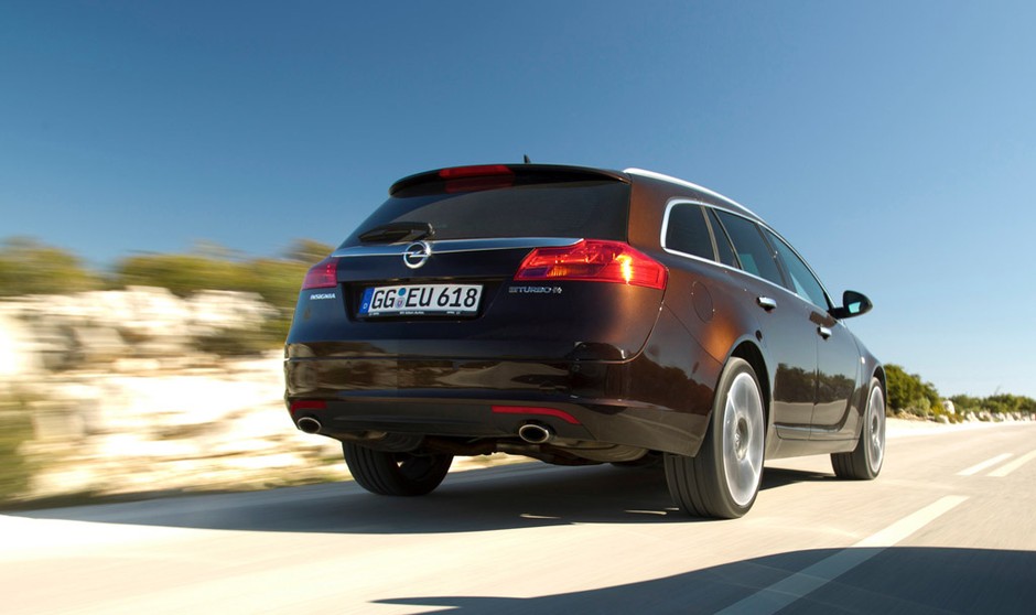 Opel Insignia Biturbo: turbodziura pokonana