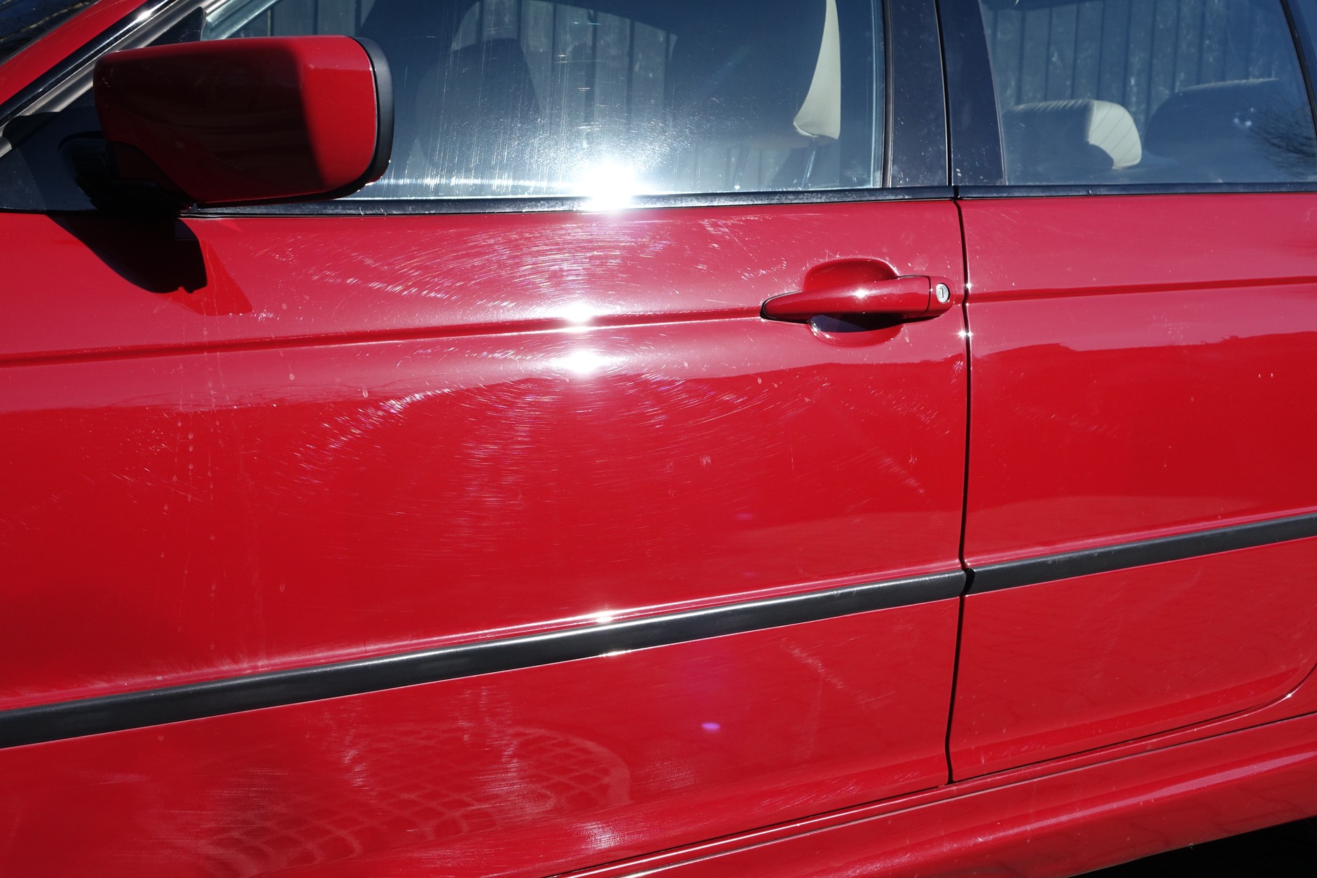 Mikrozarysowania najbardziej są widoczne w słońcu