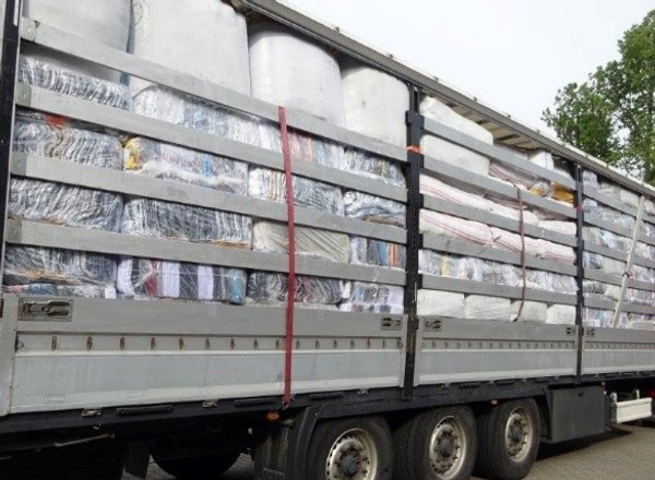 Niby zwykły transport z Turcji do Polski, a na naczepie... "lewy" towar wart kilka milionów euro