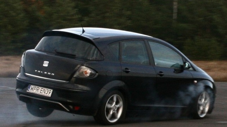 Trójbryłowa mutacja Altei