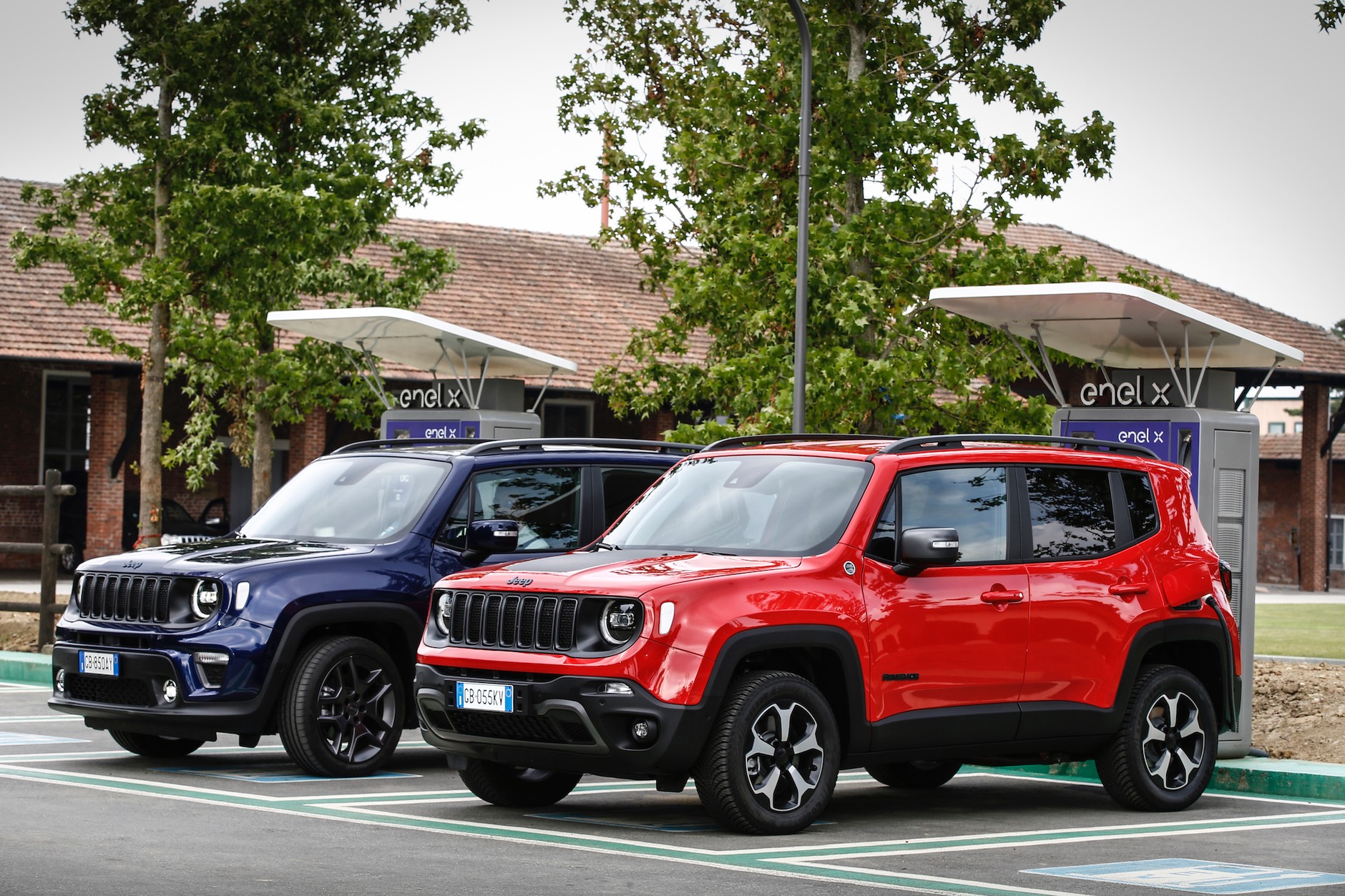 Jeep  4xe(17)