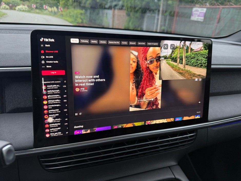 TikTok w Xpengu G6 uruchamia się podczas jazdy. Co za glupota