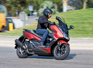 Jazda motocyklem z prawem jazdy kategorii B. To musisz wiedzieć, zanim siądziesz za kierownicą!