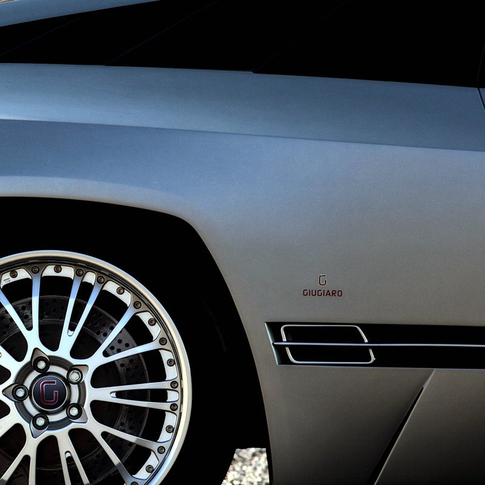 Genewa 2008: Italdesign Quaranta – oficjalne informacje i nowe zdjęcia