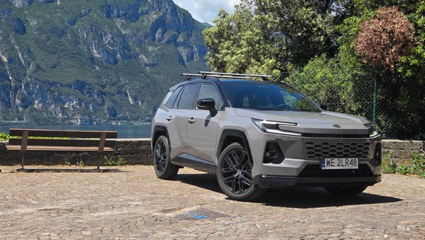 Nowa Toyota RAV4 nie chce dużo palić nawet w długich trasach