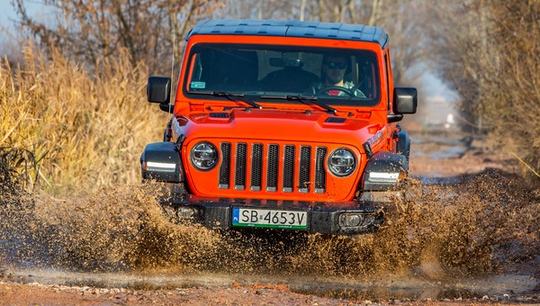 Jeep Wrangler Rubicon – ostatni co się błotu nie kłaniał | TEST