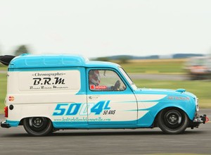 Najszybsze Renault R4 na świecie?