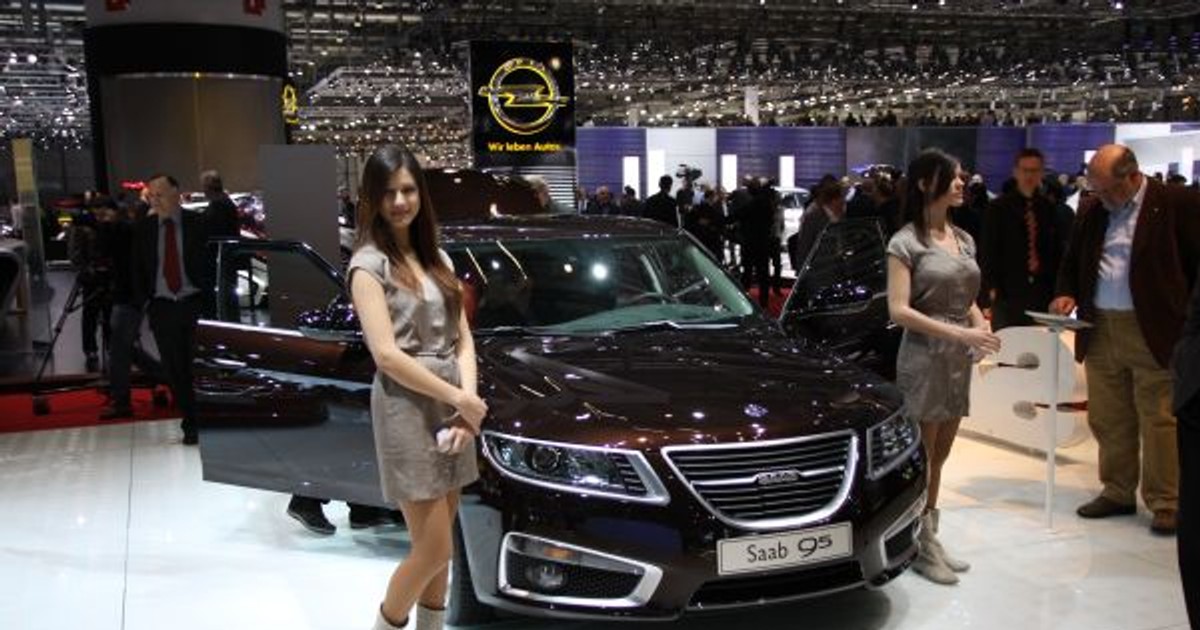 Saab 9-5 SportKombi (Genewa 2011)