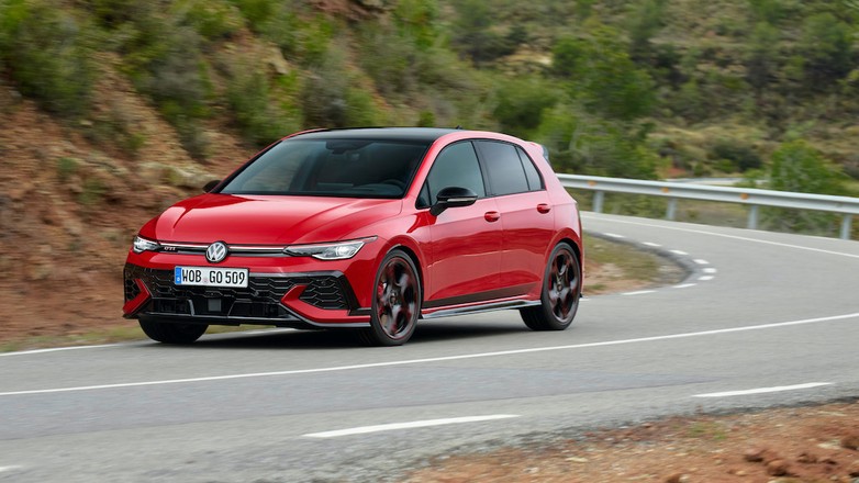 VW Golf GTI Edition 50