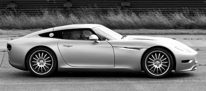 Lightning GT – mocny elektryczny supersport wchodzi do sprzedaży