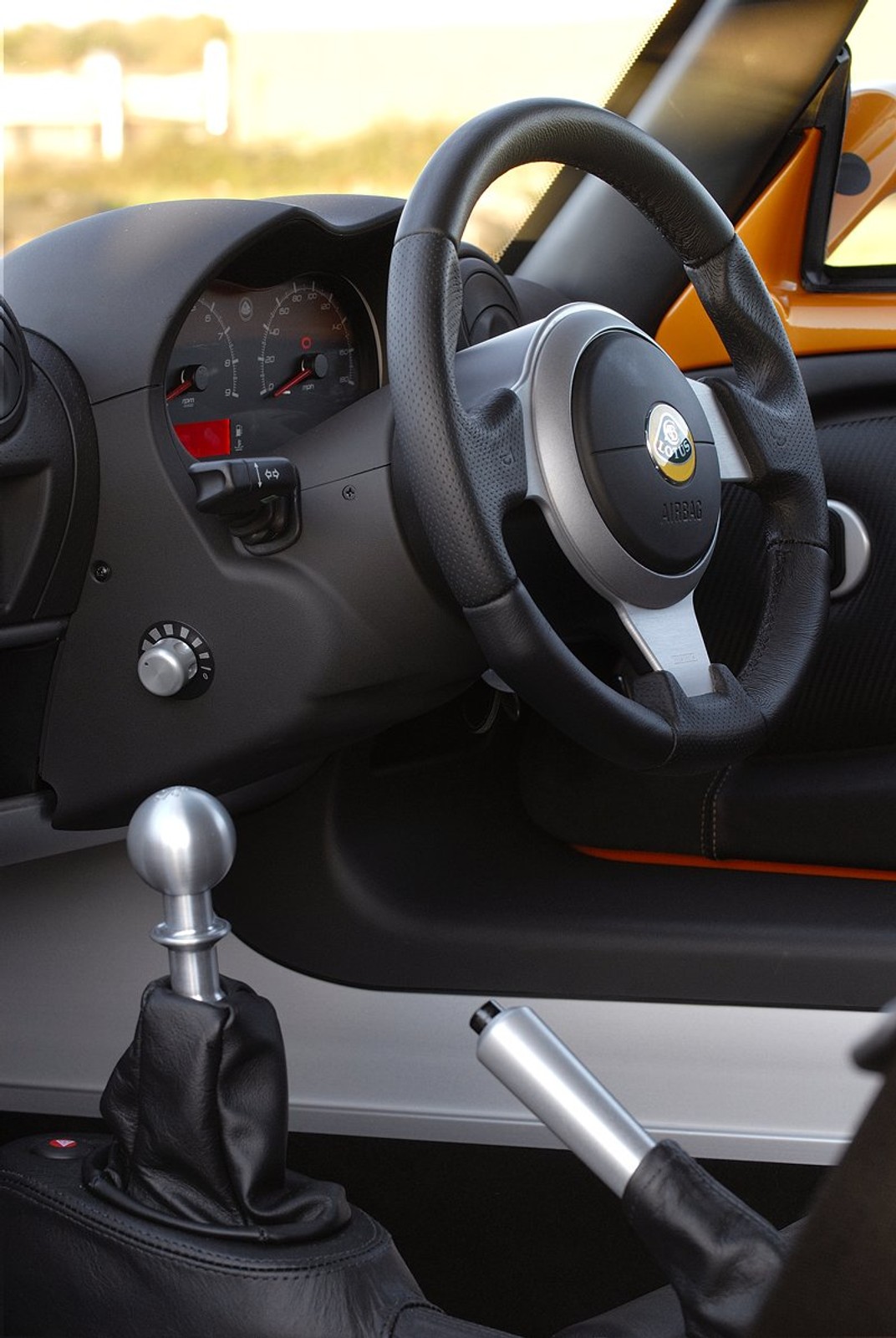 Tokio Motor Show 2007: Lotus wyostrzył modele Elise i Exige