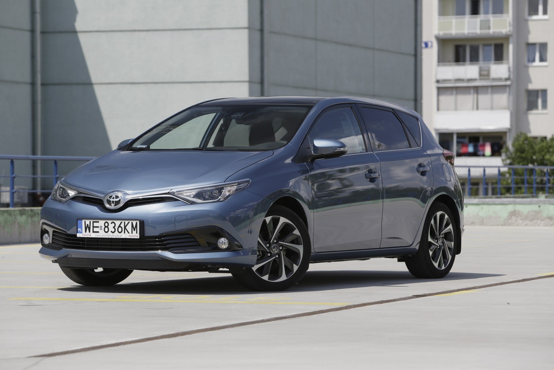 sprzedaż samochodów 09/2015