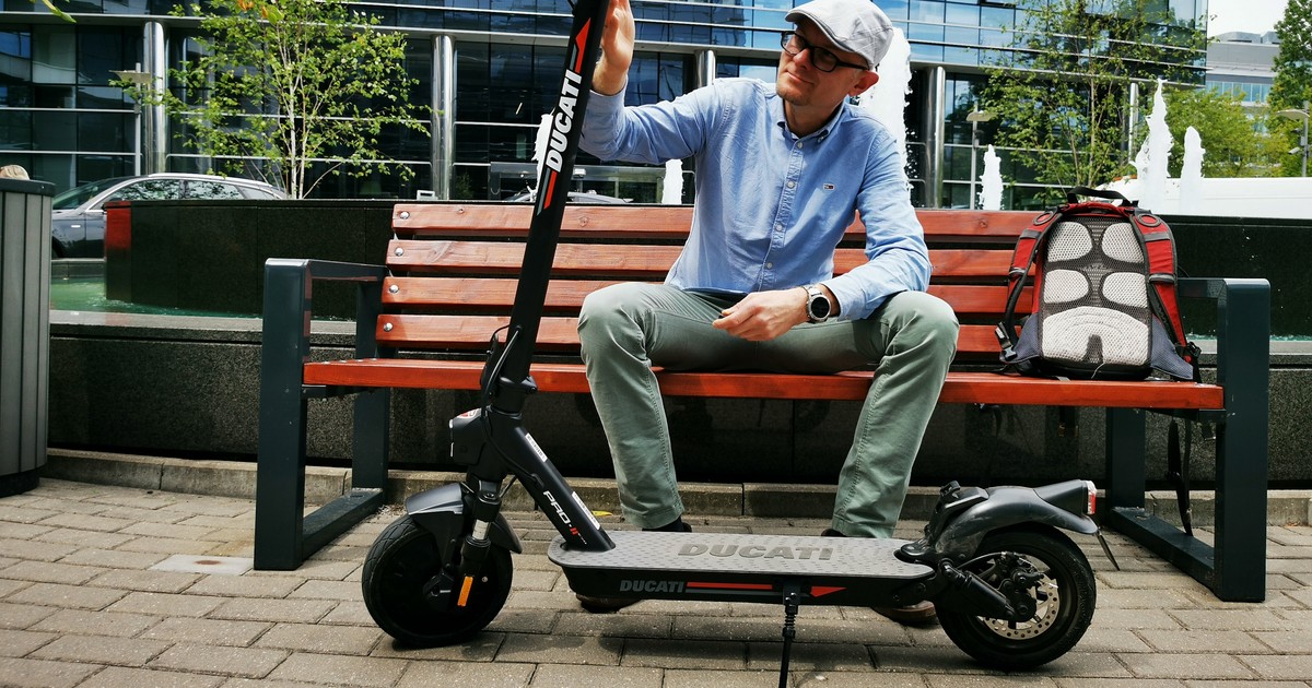 Przez tydzień jeździłem Ducati. Elektrycznym mini-Ducati