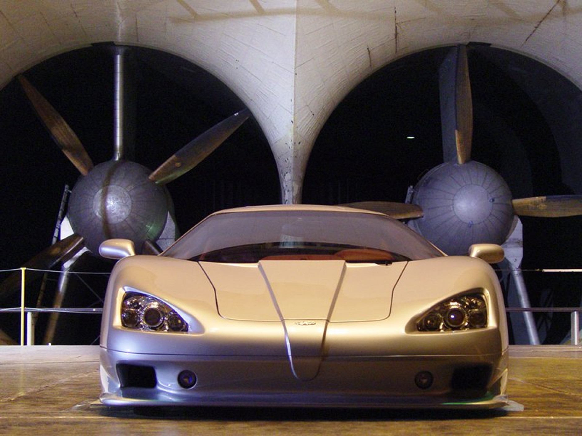 SSC Ultimate Aero TT: nowy rekordzista prędkości (411,76 km/h)