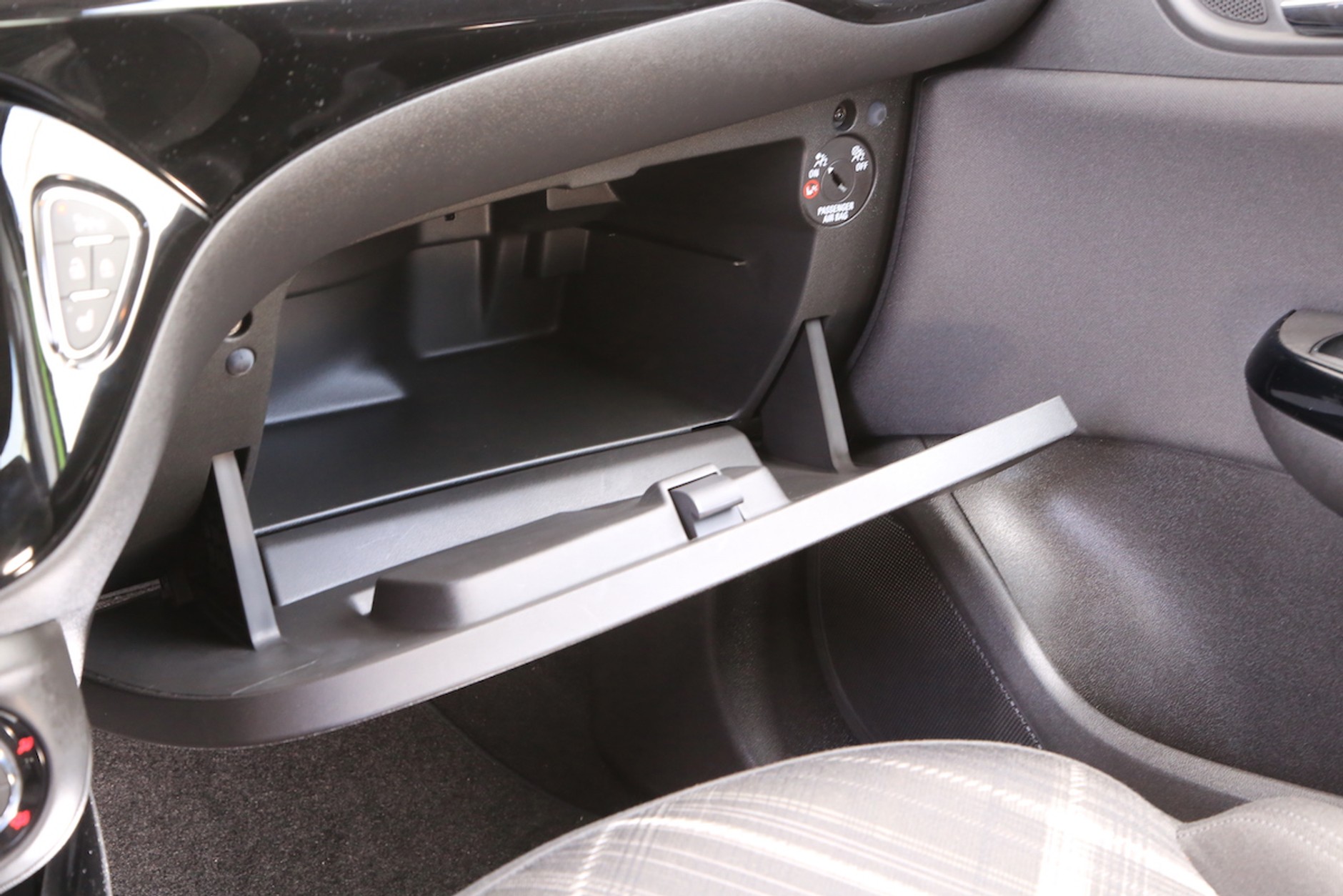 Opel Corsa 1.0 Turbo Color Edition