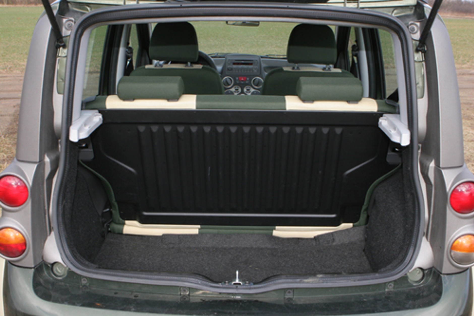 Fiat Panda Cross - Budzi zainteresowanie