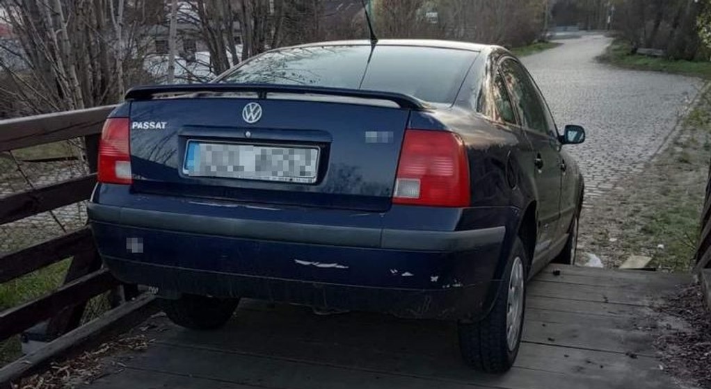 Passat B5 policja