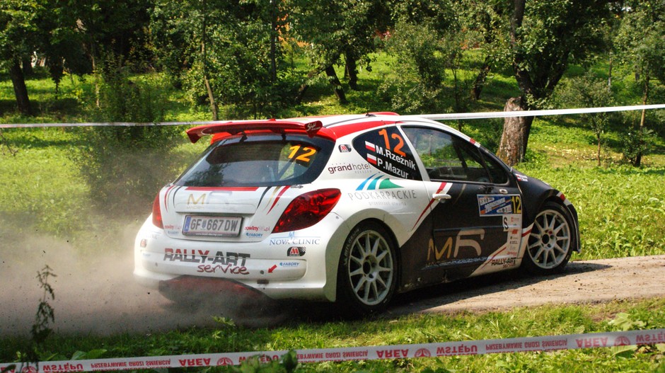 Peugeot 207 S2000 podwójnym triumfatorem