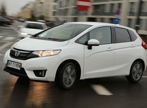 Honda Jazz 1.3 CVT Elegance - praktyczna i oszczędna, ale...