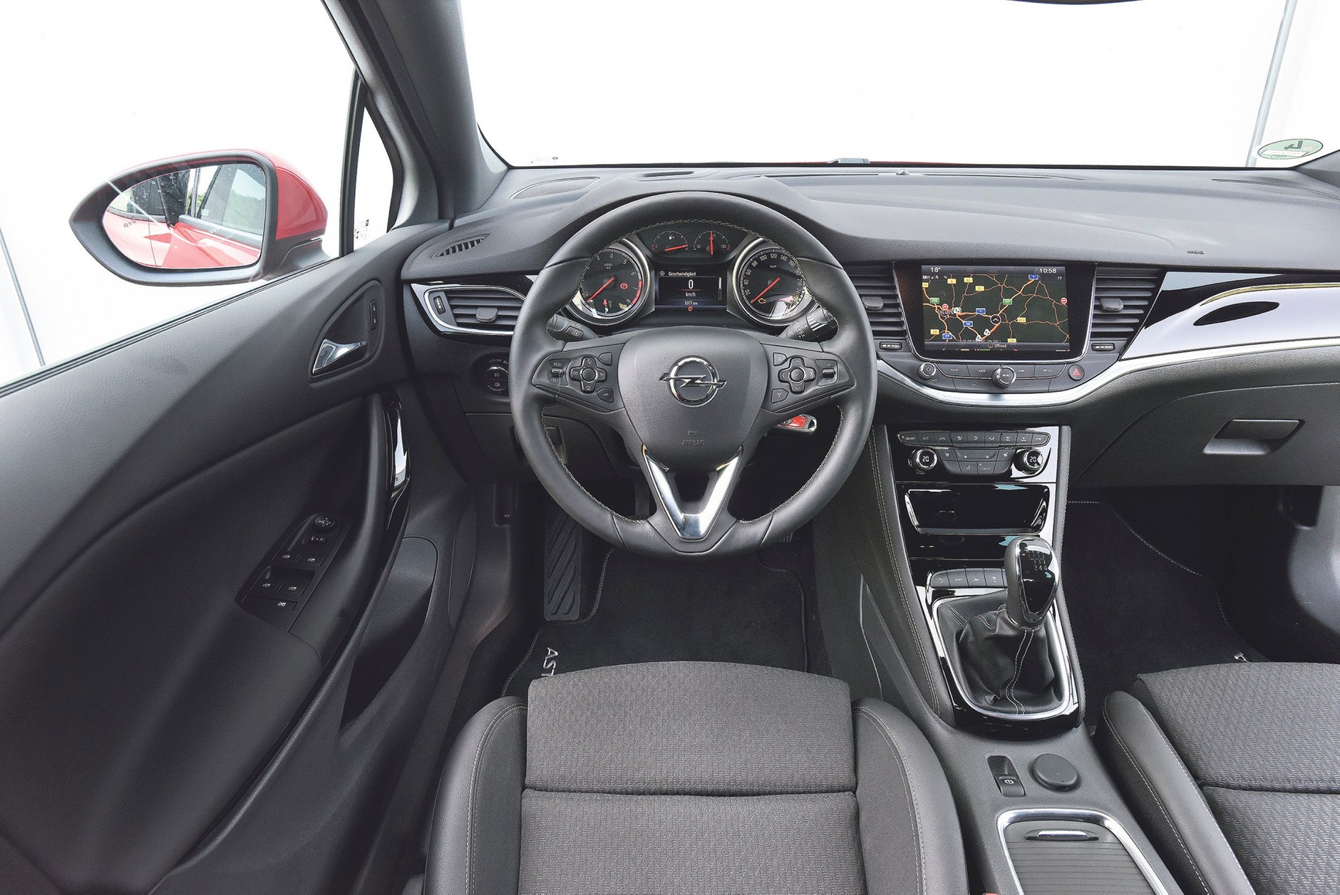 Hyundai i30 vs. Opel Astra i Skoda Octavia - Kombi w Dobrym Formacie