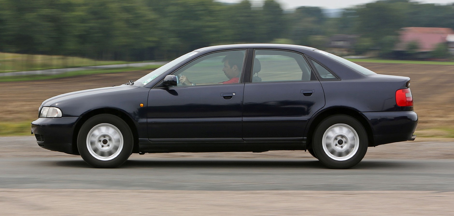 Audi A4 - cena auta z roku 1995 - 7 500 zł