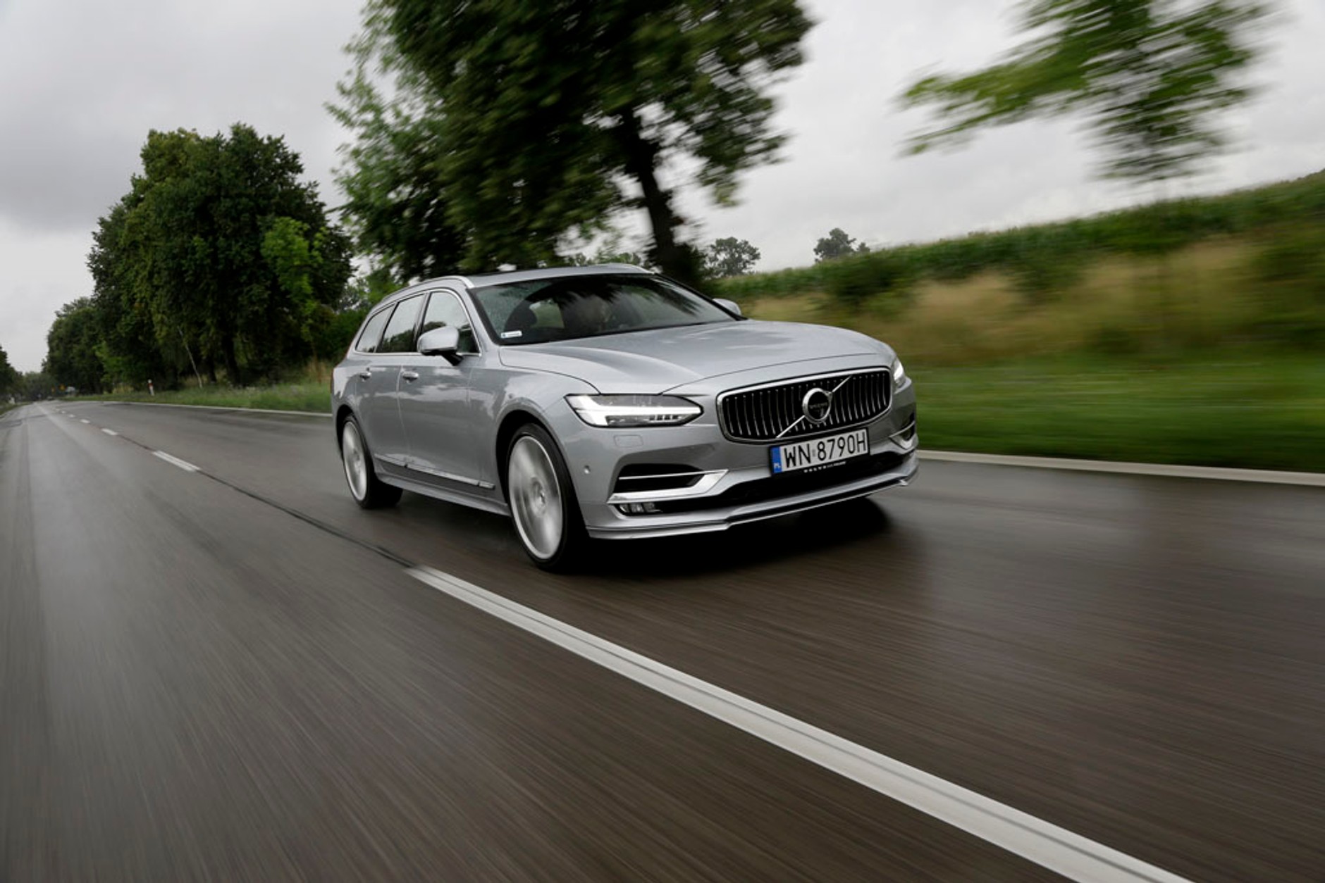 Volvo V90 D5 AWD - czy to najlepsze kombi w klasie?