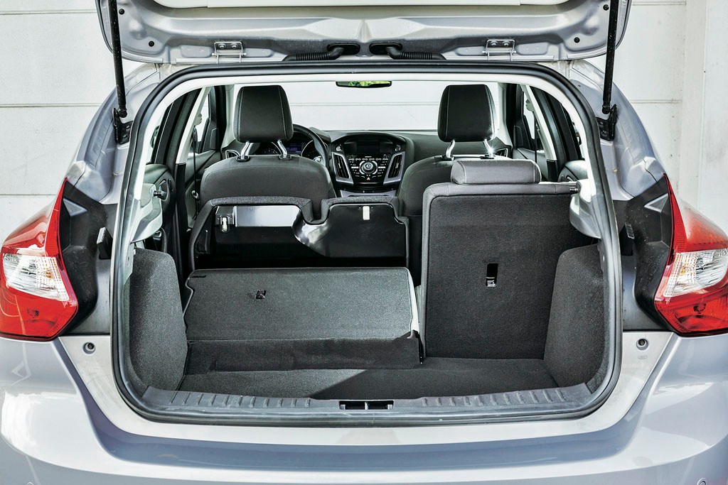 Ford Focus 1.0 EcoBoost Titanium - Na trzech garach po 6-kę