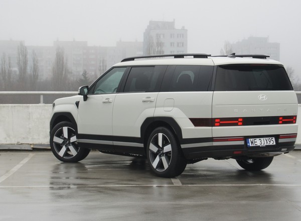 Hyundai Santa Fe irytował mnie i zachwycał. Znienawidziłbym go, gdyby nie jeden nawyk