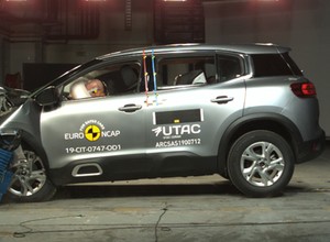 Euro NCAP rozbił Citroena C5 Aircross i nowego Range Rovera Evoque