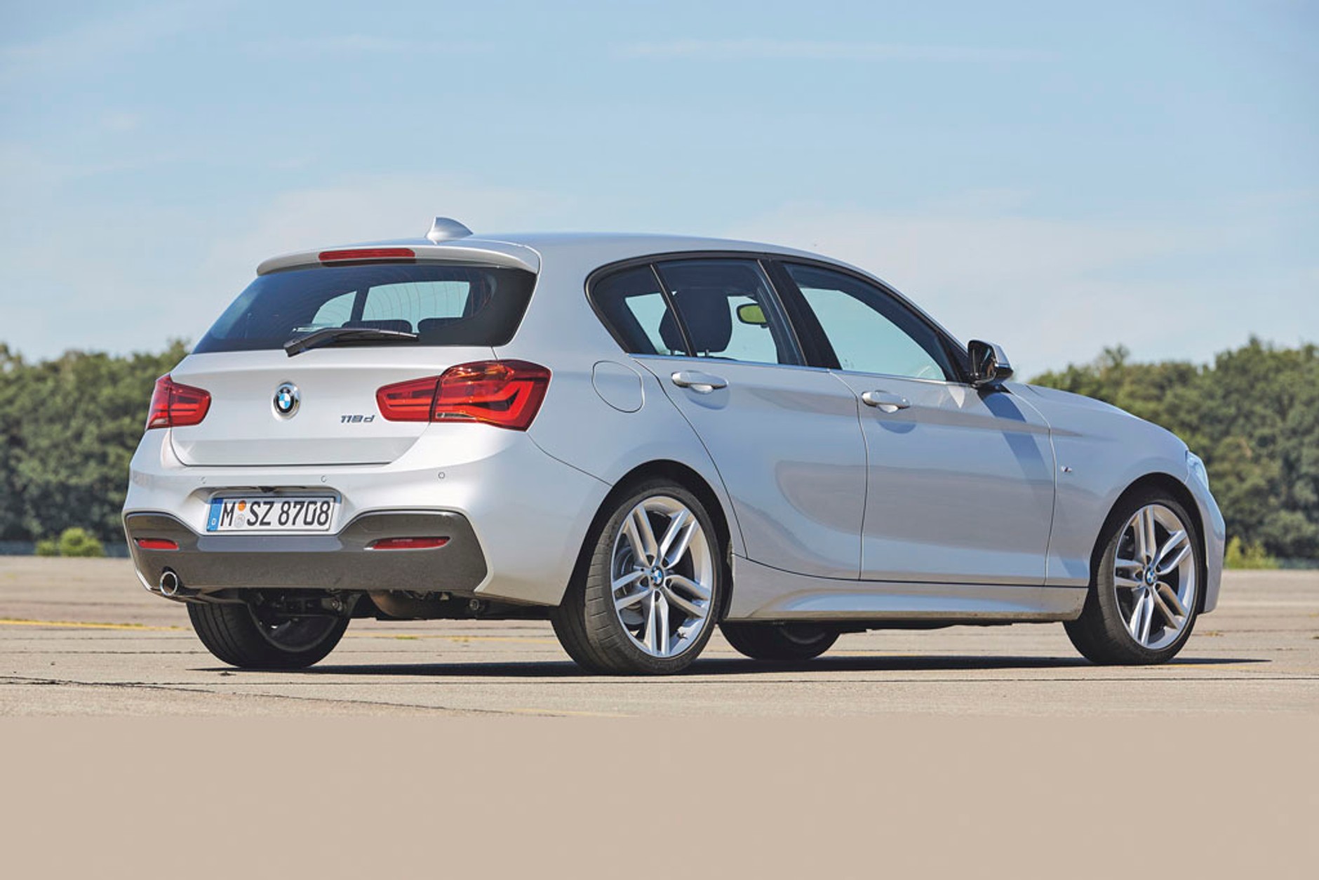 BMW serii 1 - zawsze brudna kamera