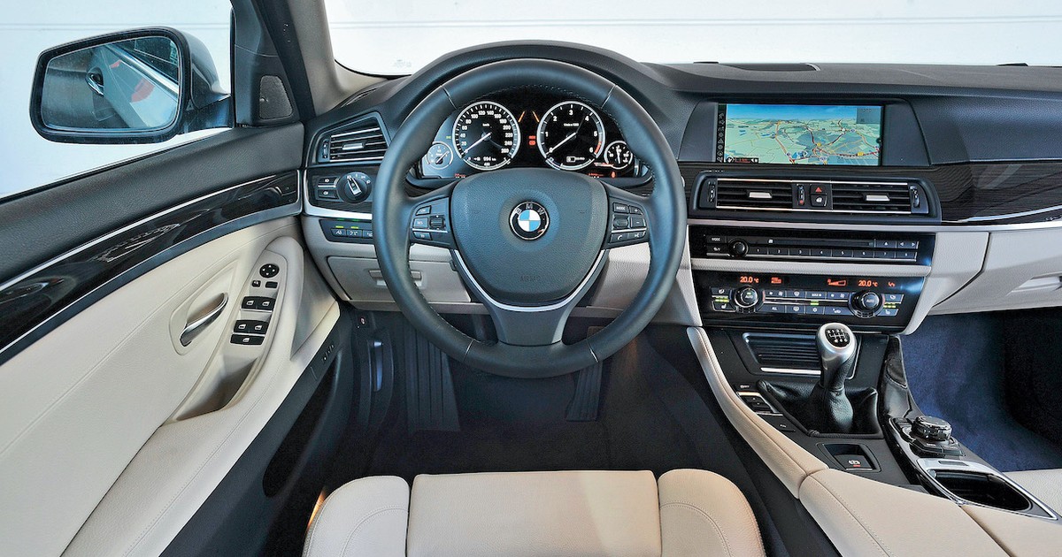 Kabina BMW serii 5 F10