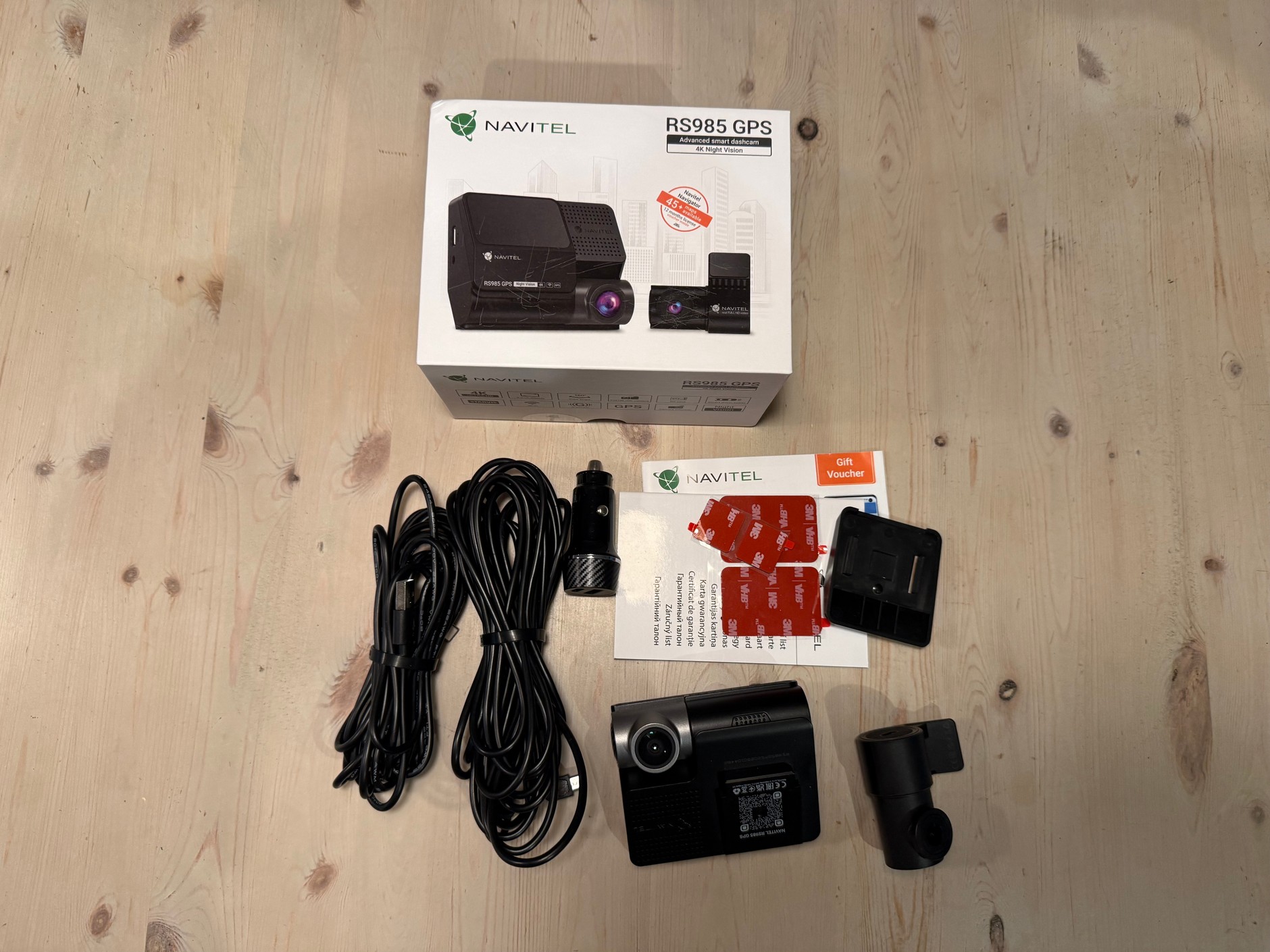 Wideorejestrator Navitel RS985 GPS