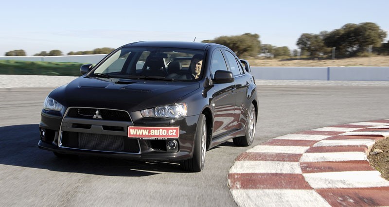 Mitsubishi Lancer Evolution: pierwsze wrażenia