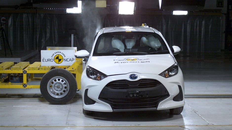 Test zderzeniowy nowej Toyoty Yaris