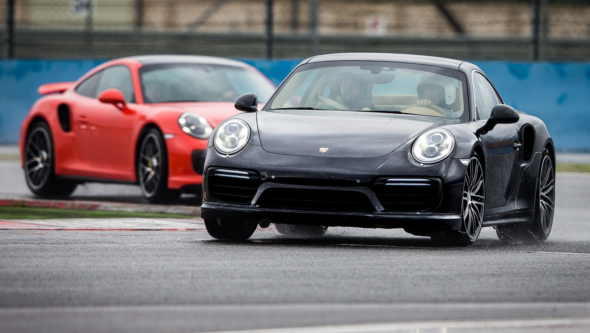 Porsche Turbo S na torze Istanbul Park